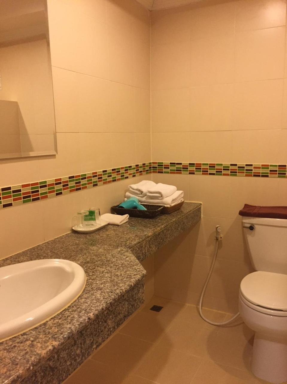 Hotel Rattana View Phitsanulok Exterior foto