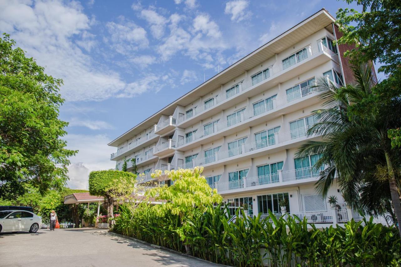 Hotel Rattana View Phitsanulok Exterior foto